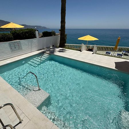 Hotel Paraiso Del Mar Нерха Екстер'єр фото