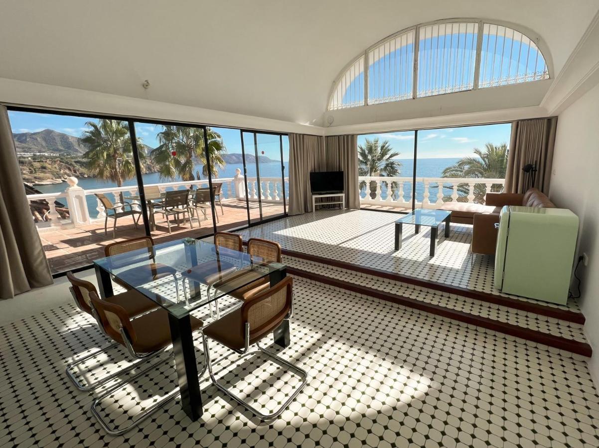 Hotel Paraiso Del Mar Нерха Екстер'єр фото