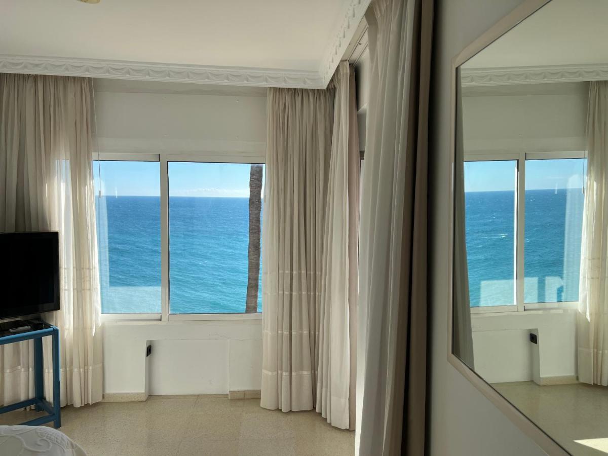 Hotel Paraiso Del Mar Нерха Екстер'єр фото