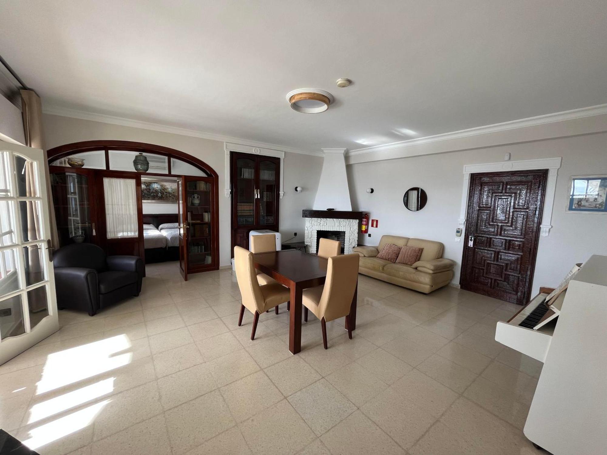 Hotel Paraiso Del Mar Нерха Номер фото