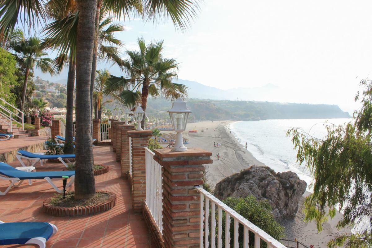 Hotel Paraiso Del Mar Нерха Екстер'єр фото